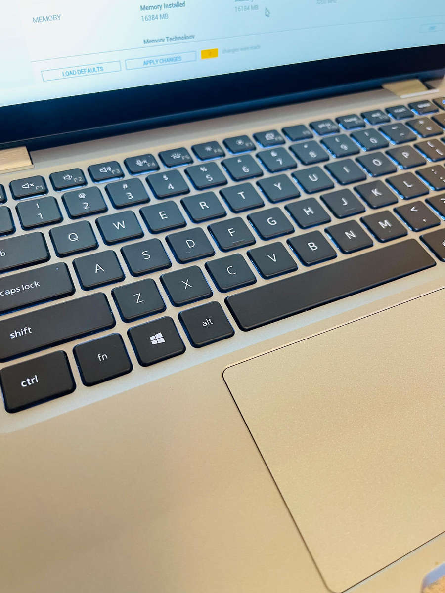 Dell Latitude 5320 Touchscreen QuadCore i5 11th Gen 16GB RAM 1TB SSD Windows 11 Pro Office 2021