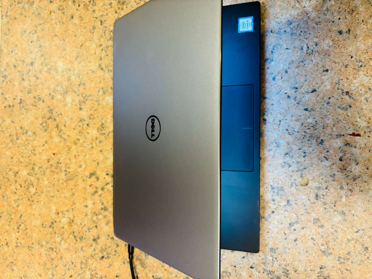 Dell XPS 13 9350 Intel Core i5 4GB RAM 1TB SSD Windows 11 Pro Office 2021