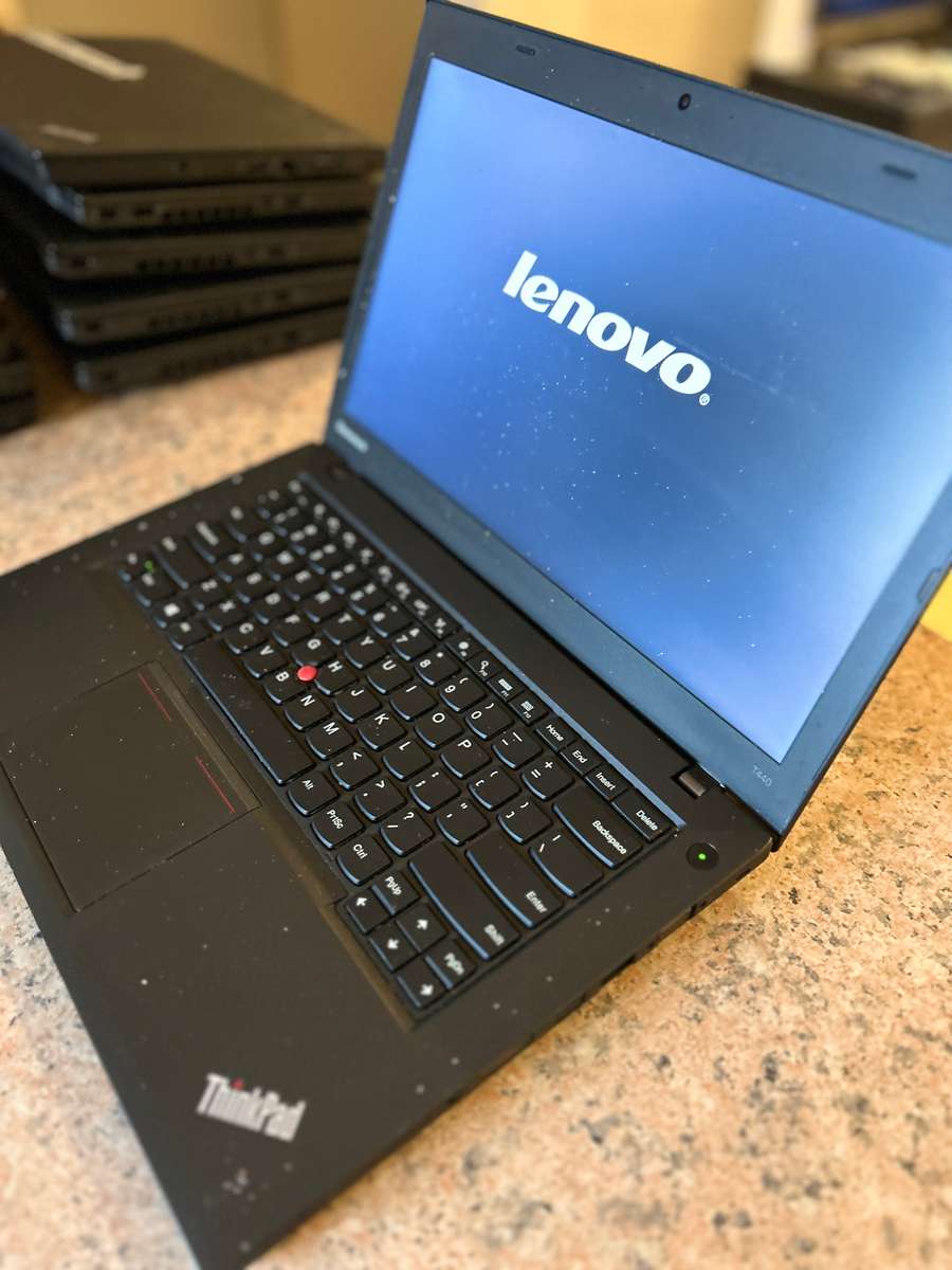 Lenovo Thinkpad T440 - Intel Core i5 - 8GB RAM - 128GB SSD - Windows 11 Pro Office 2021