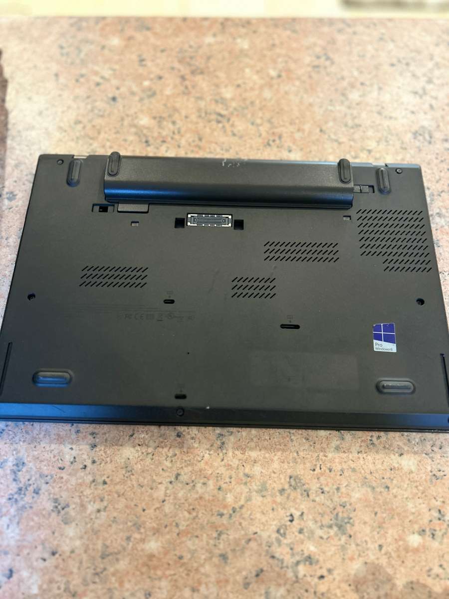 Lenovo Thinkpad T440 - Intel Core i5 - 8GB RAM - 128GB SSD - Windows 11 Pro Office 2021