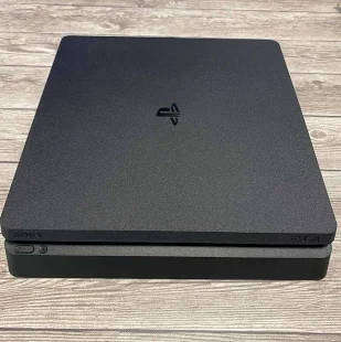 Sony PlayStation PS4 Slim 500GB Black - Preowned