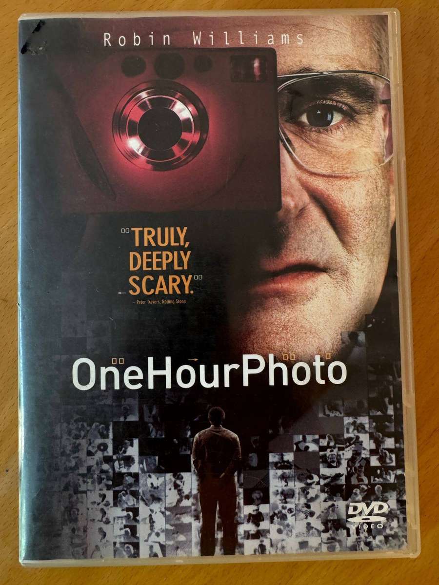One Hour Photo 2002