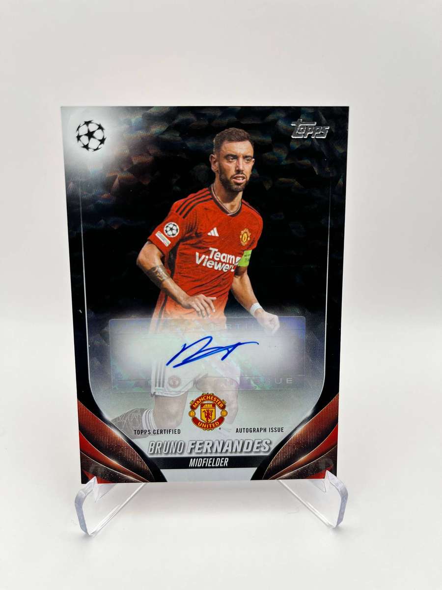Black Ice Bruno Fernandes Autograph /10 Topps Flagship Card