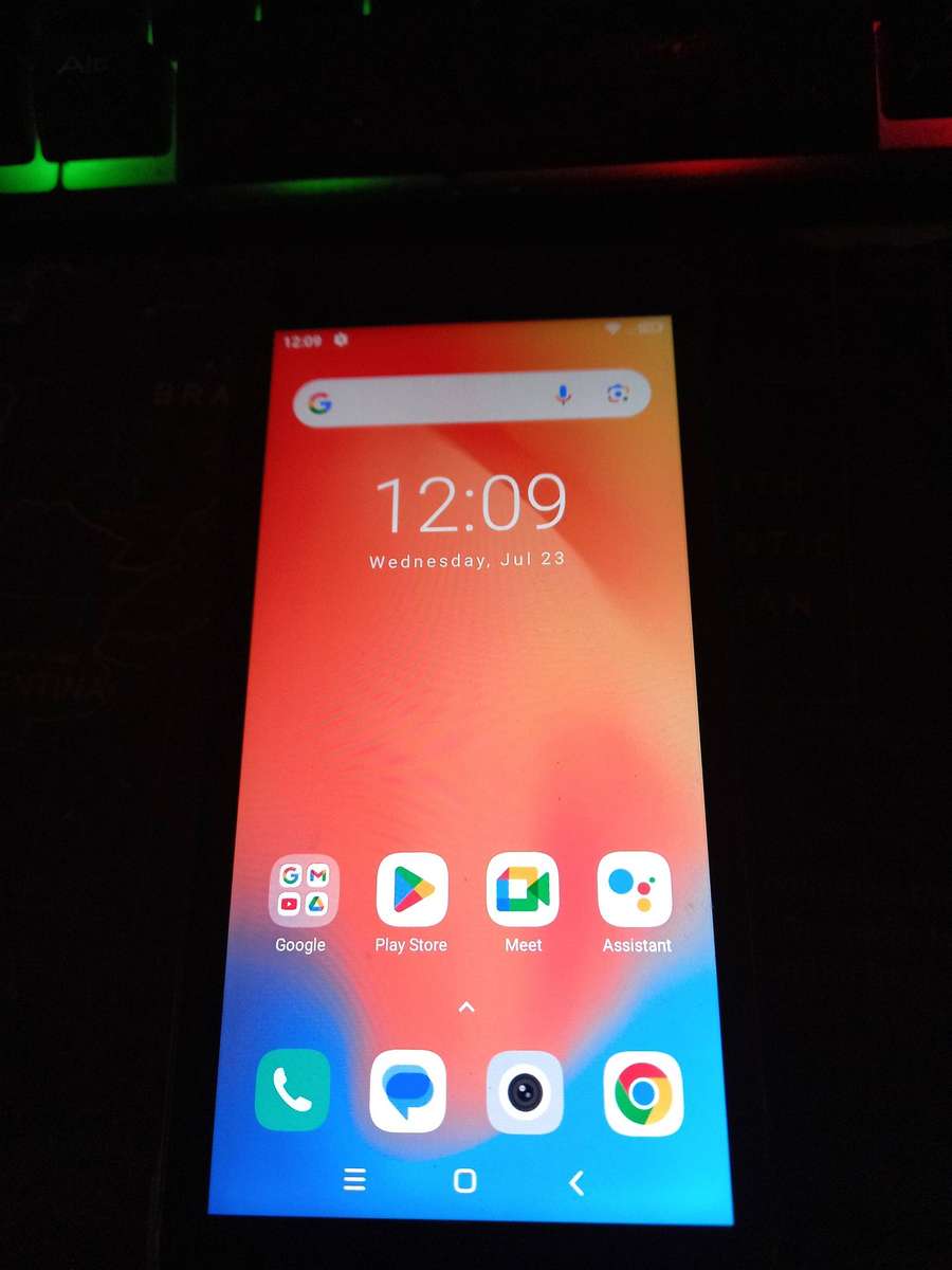 Oppo A72 smart phone