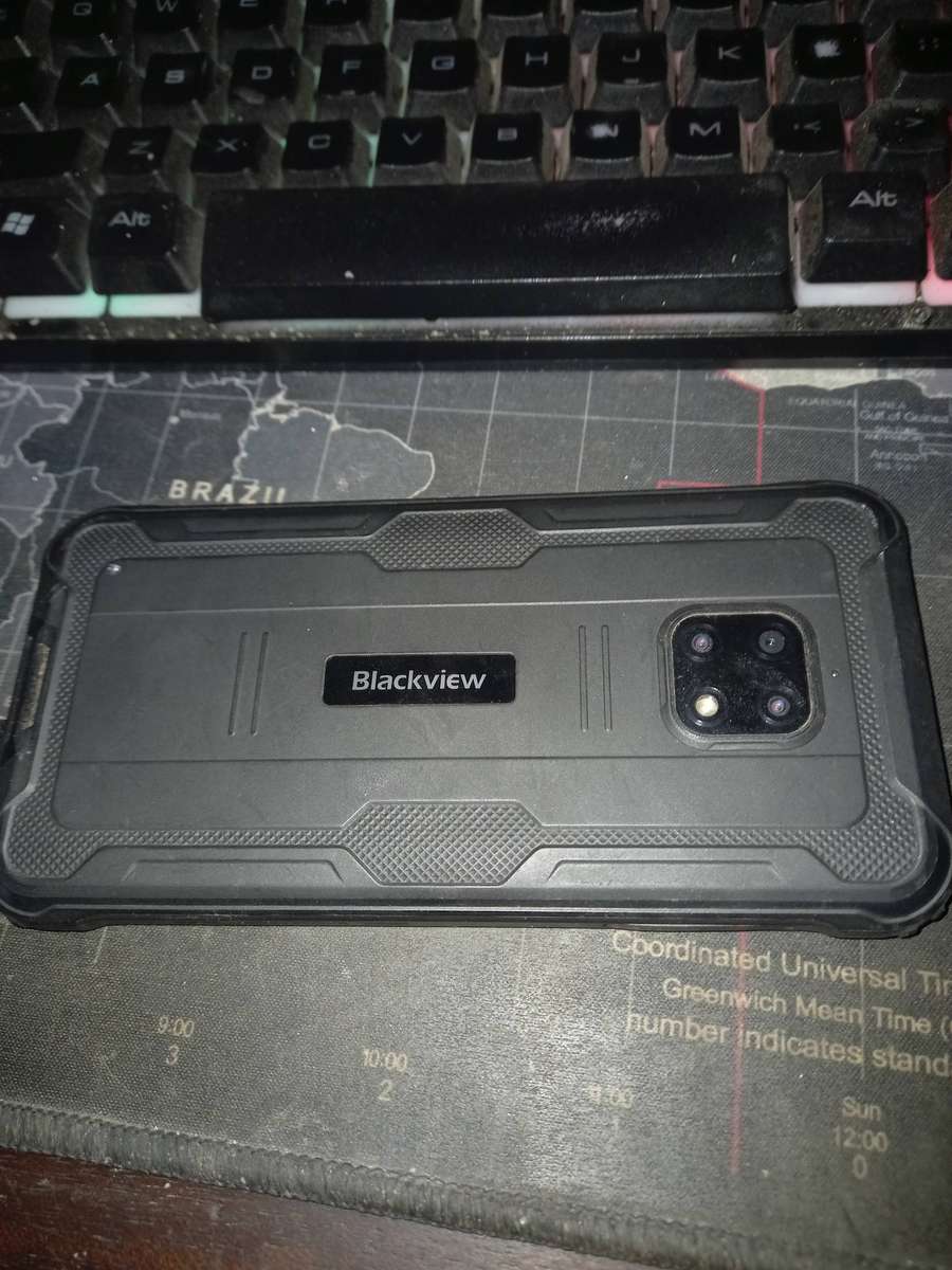 Oppo A72 smart phone