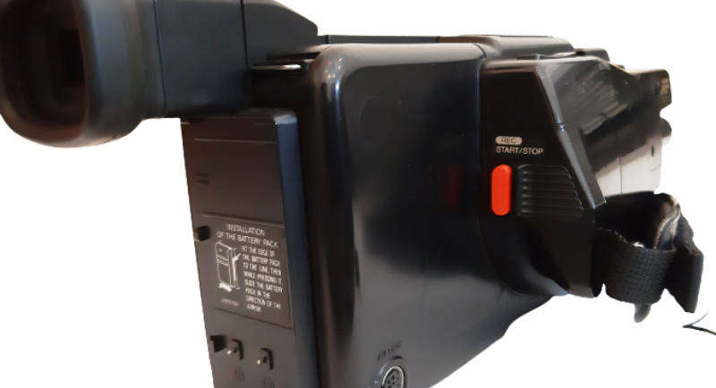 SANYO 8mm CAMCORDER  MODEL VM-D3P