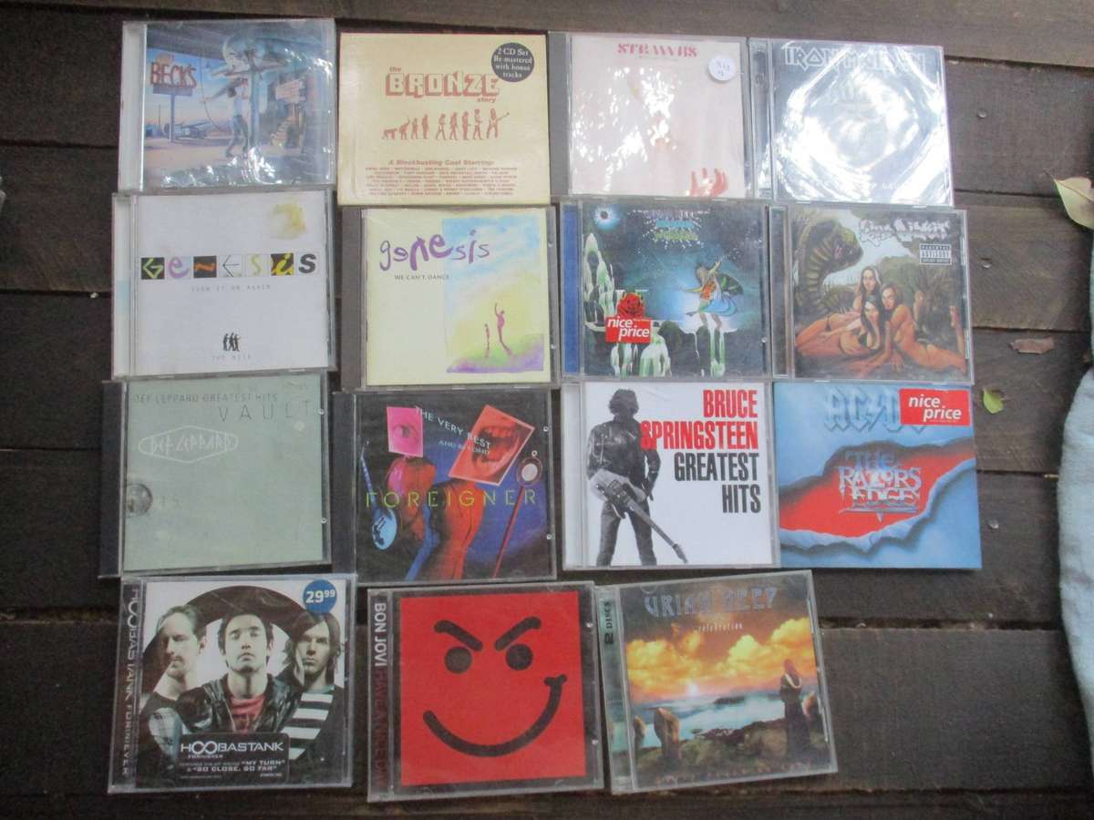 CD BUNDLE FANTASTIC COLLECTION OF CDS GET ALL AS ONE LOT BARGAIN
