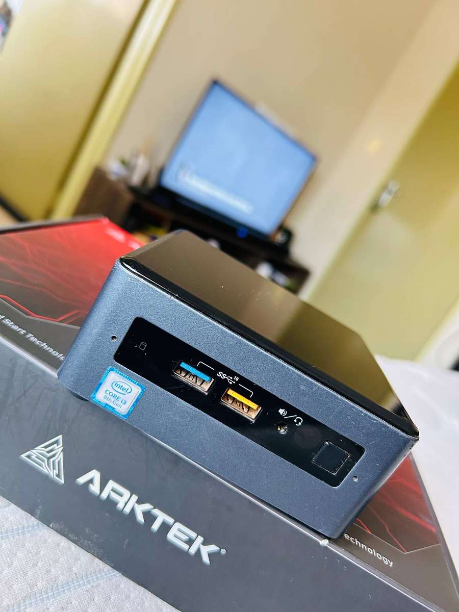 Intel NUC Mini PC i3 8th Gen | 8GB RAM | 500GB HDD | Windows 10 | HDMI | USB-C | Compact Desktop