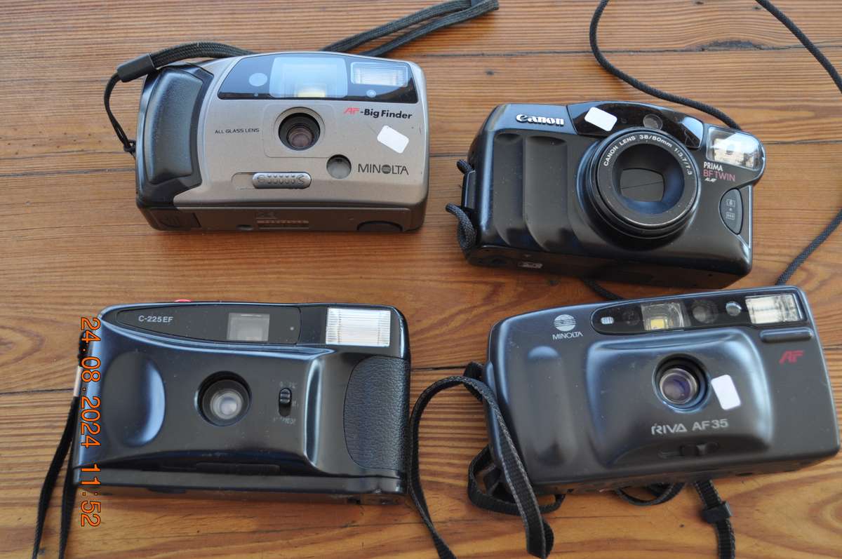 Old 35mm Film Cameras x 4 (selling as is)