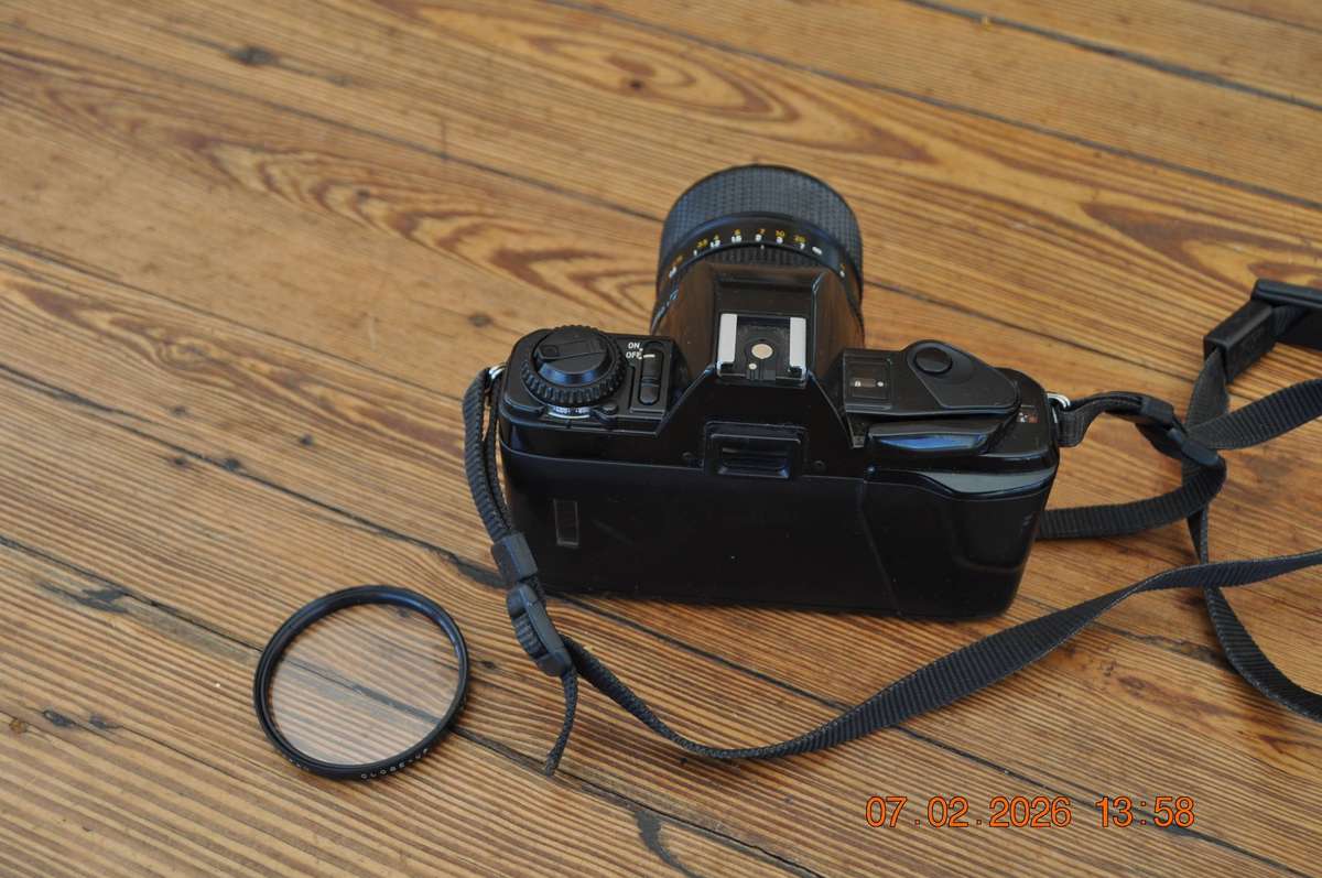 Minolta X-300s 35mm SLR Film Camera with Lens