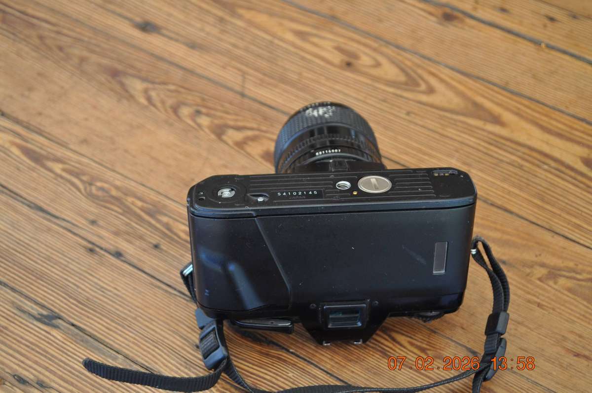 Minolta X-300s 35mm SLR Film Camera with Lens