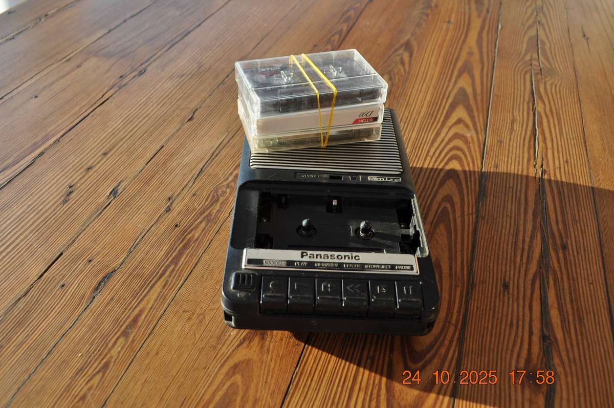 Vintage Panasonic Portable Cassette Player With Cassettes Not Working