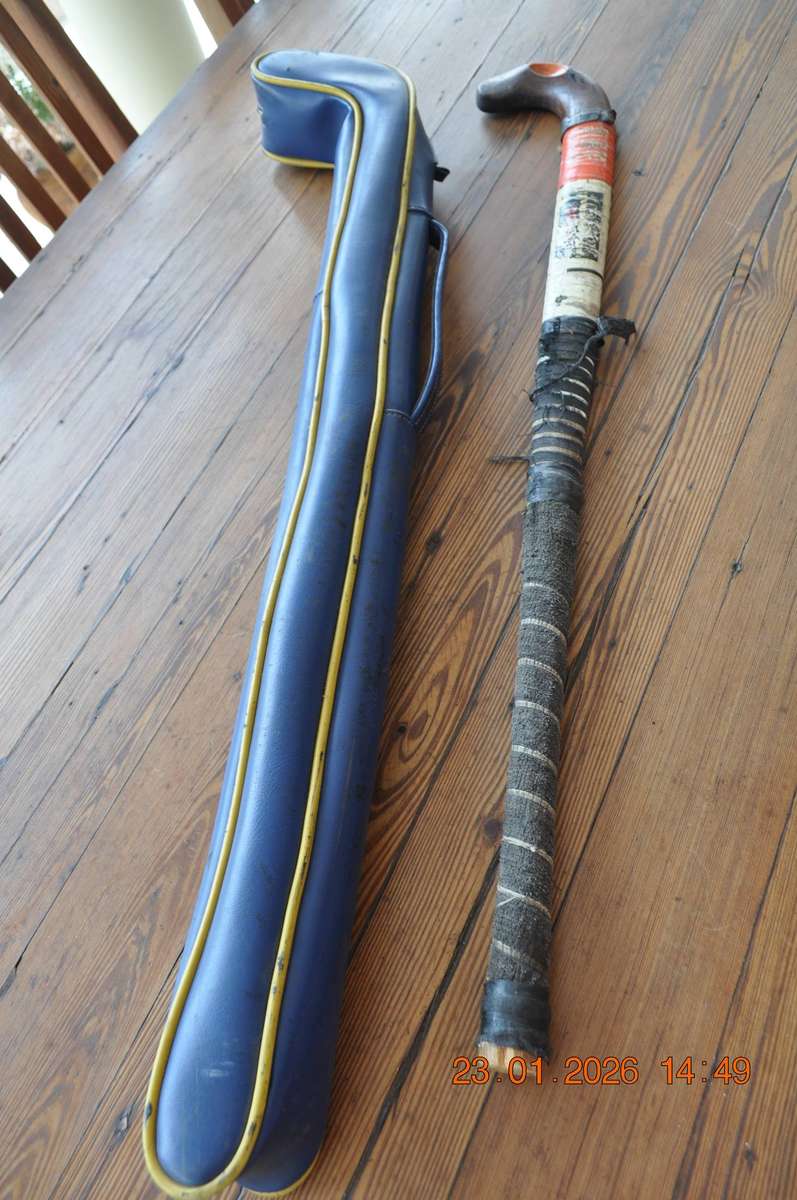 Vintage Hockey Stick in Wits Carry Bag