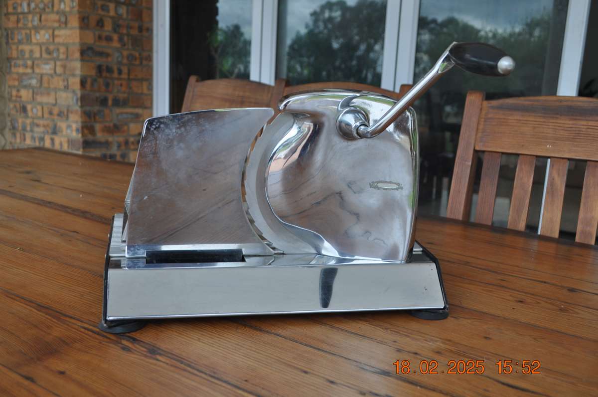 Vintage Pineware Meat Bread Slicer