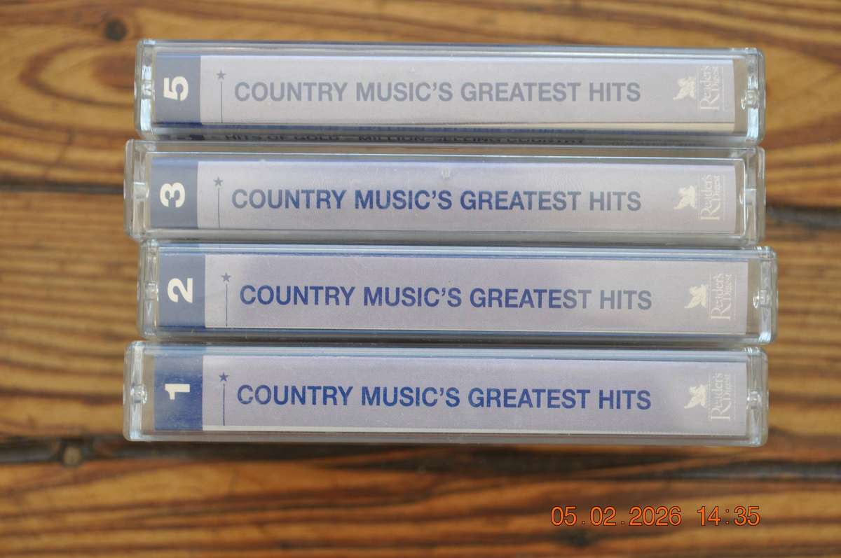 Country Music's Greatest Hits - Various (4 x Cassettes)