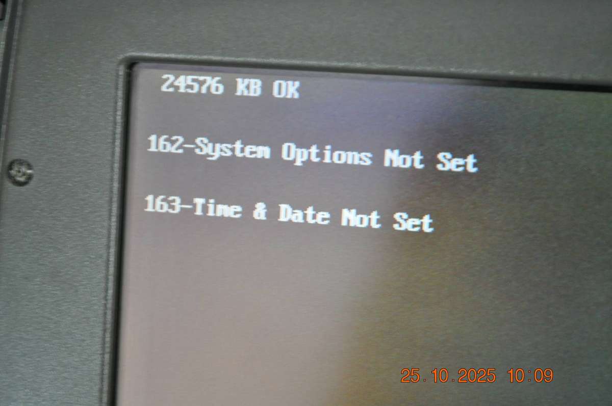 Vintage Compaq Armada 1120 Pentium 100