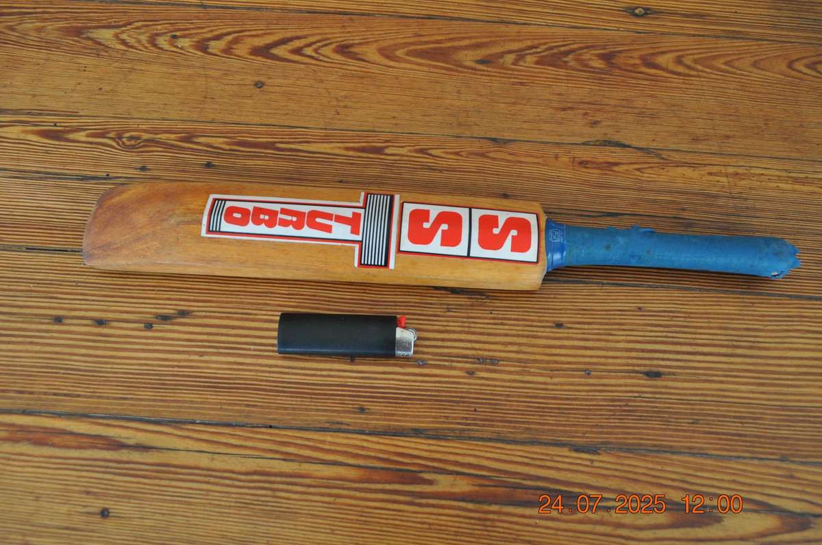 Vintage Stuart Surridge SS Turbo Mini Cricket Bat