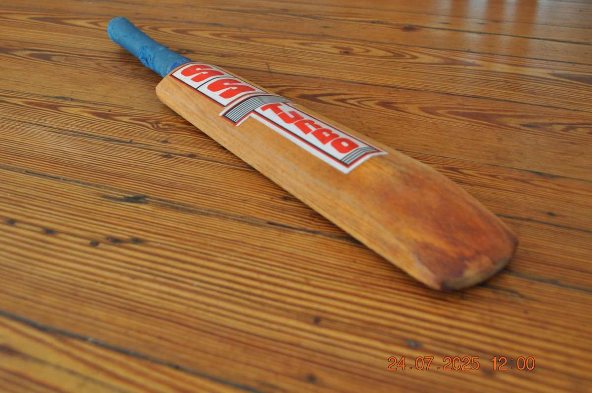 Vintage Stuart Surridge SS Turbo Mini Cricket Bat