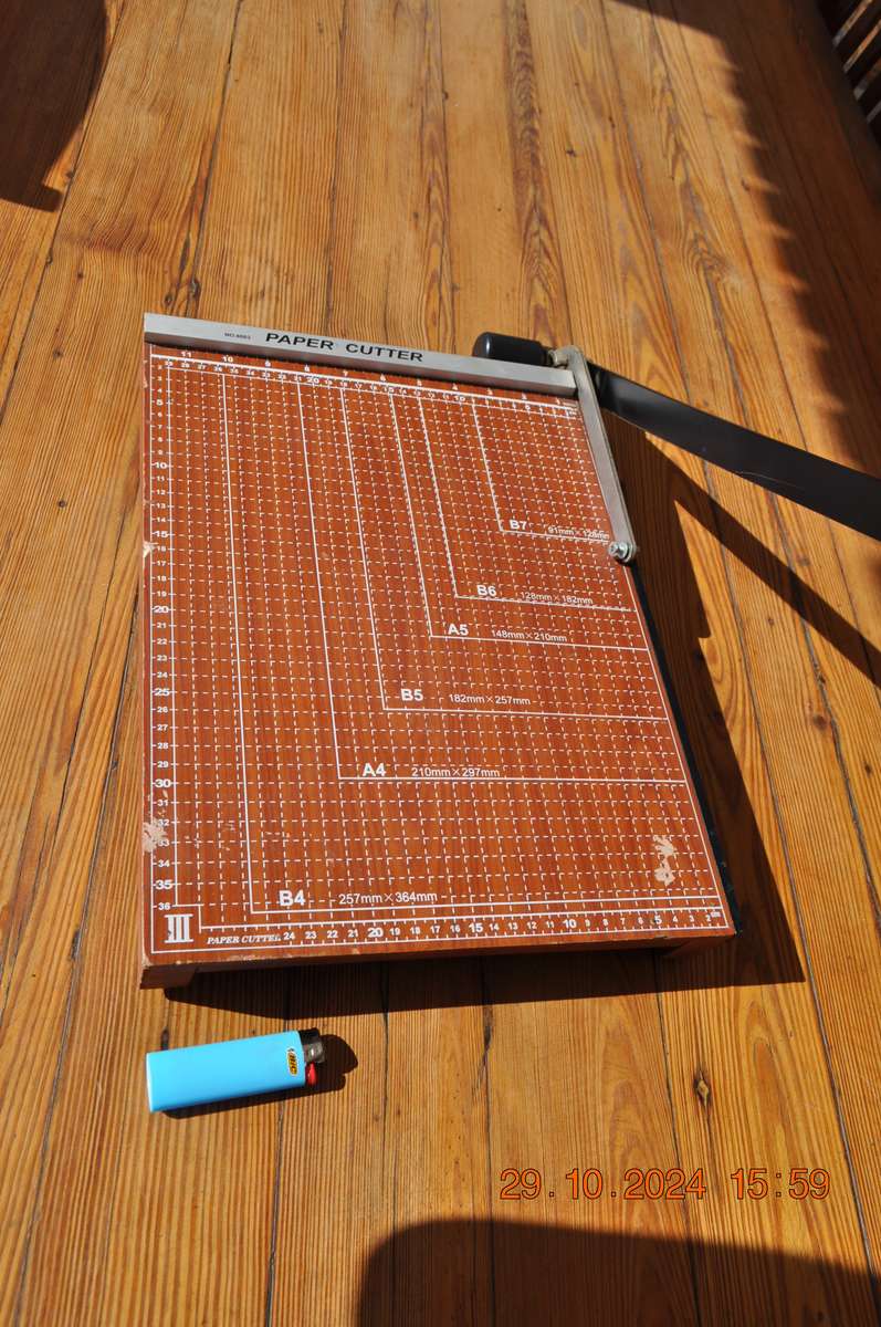 Paper Trimmer Cutter No 8003