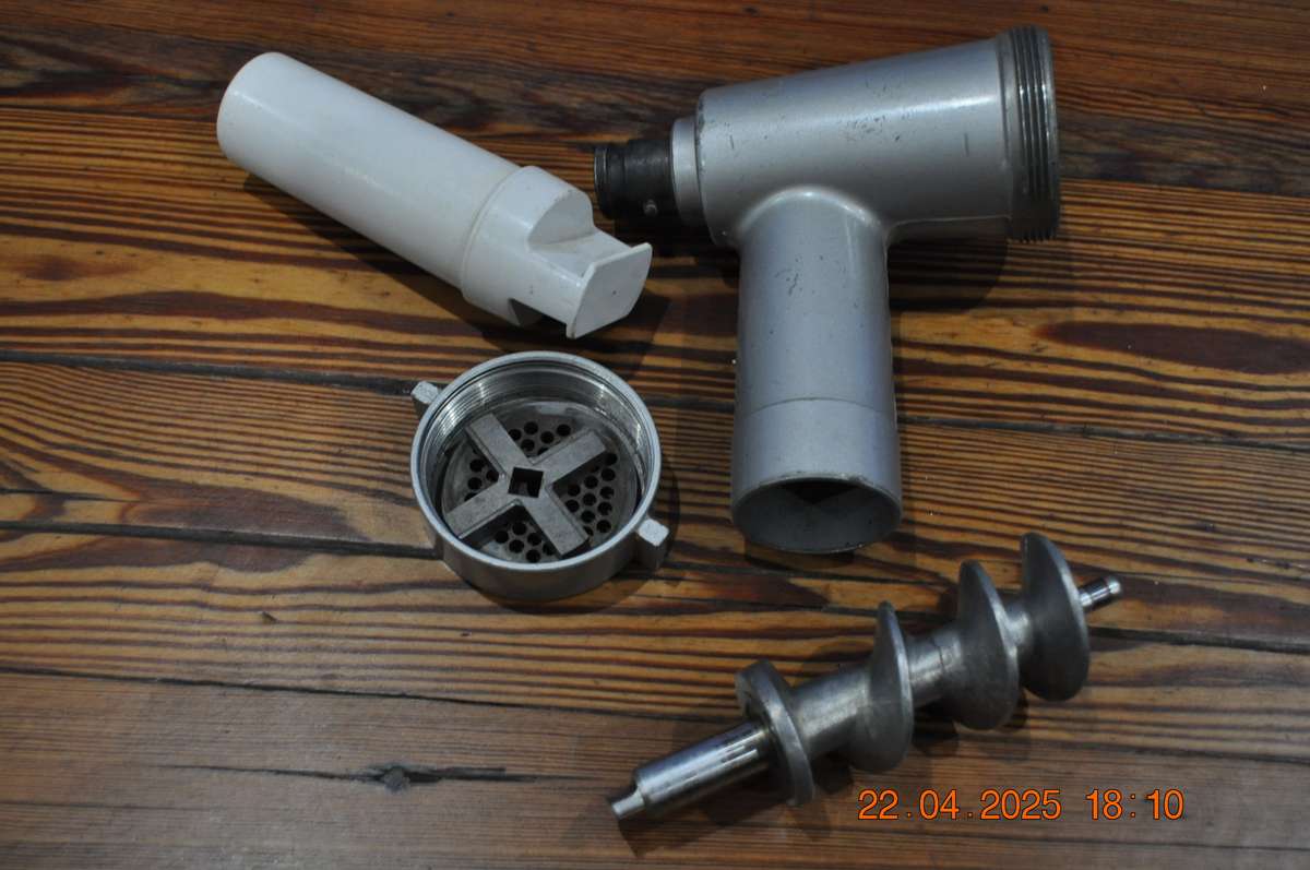 Kenwood Chef Mincer Attachment