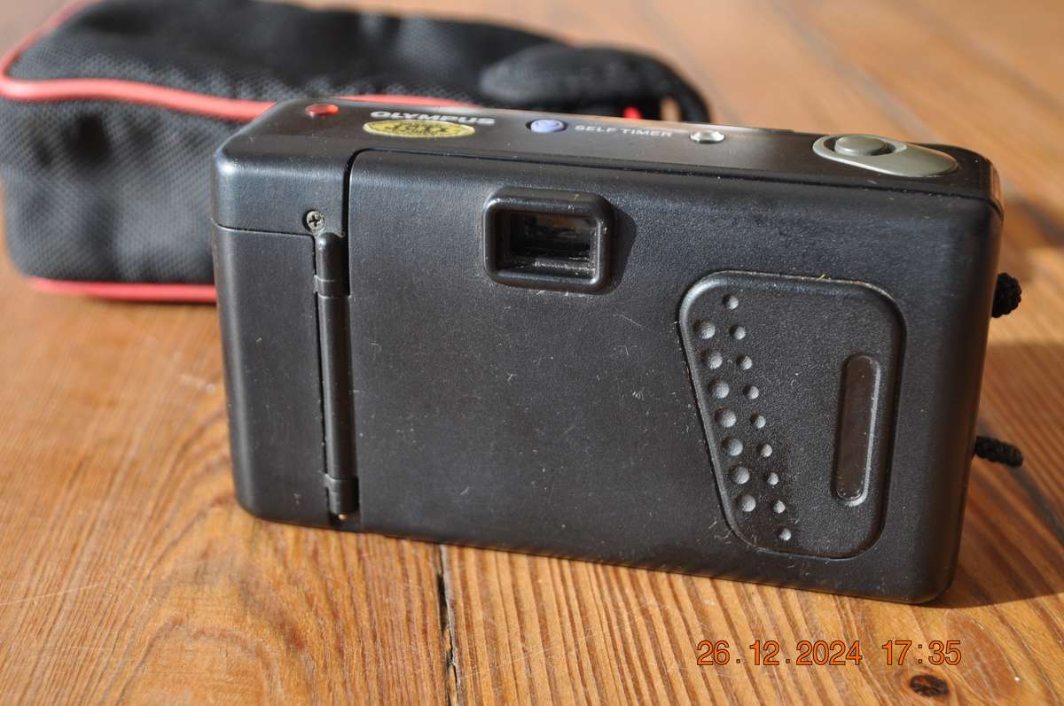 Olympus AF10 35mm Film Camera