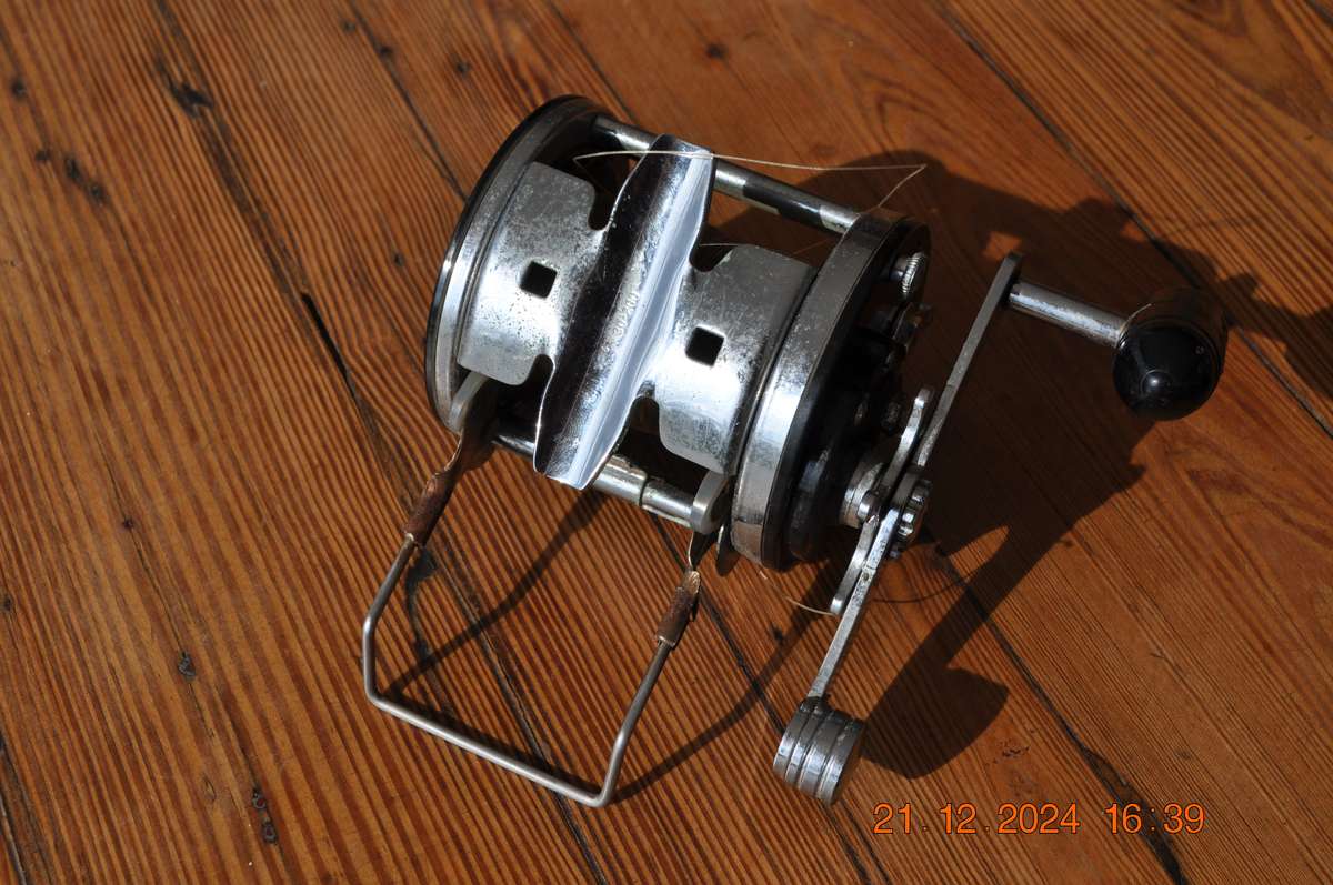 Penn Jigmaster No 500 Fishing Reel (black)