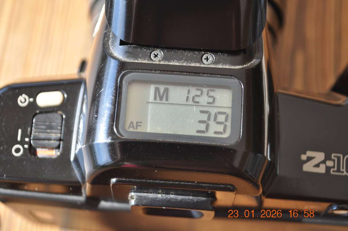 Pentax Z-10 SLR 35mm Film Camera With Lens