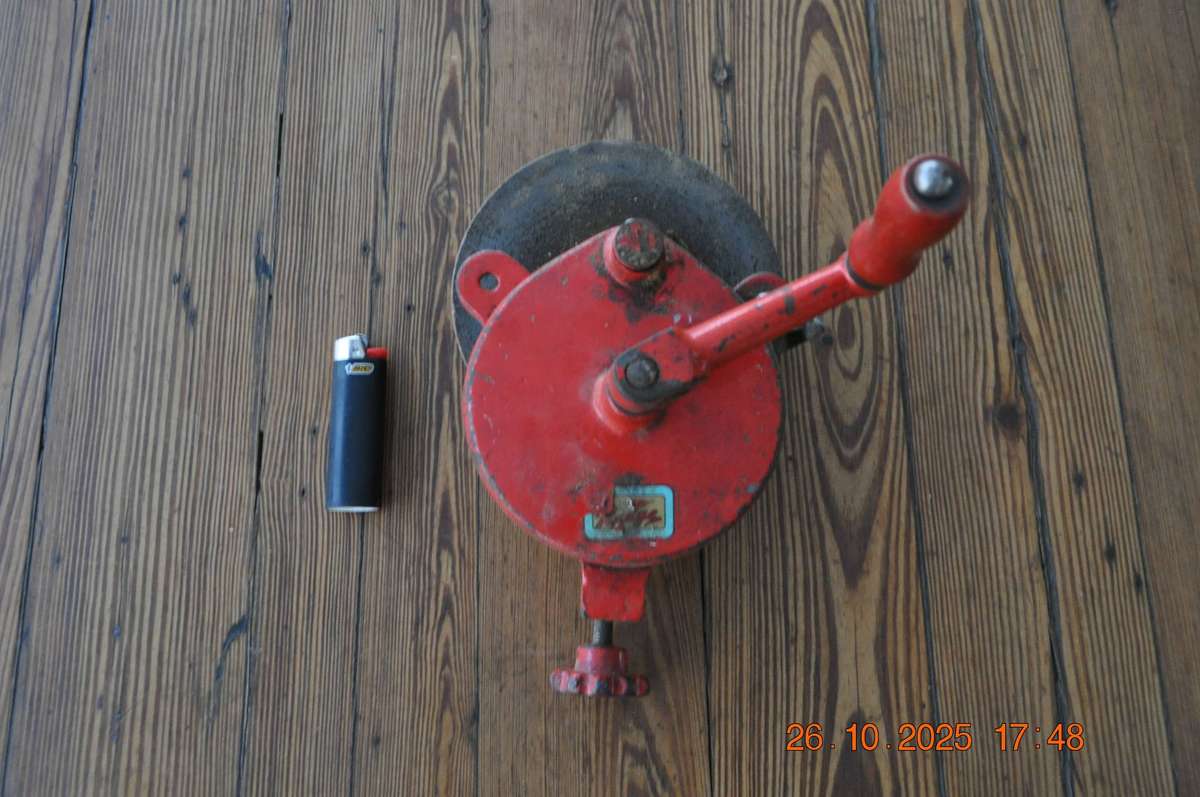 Vintage Rudge Hand Crank Bench Grinder