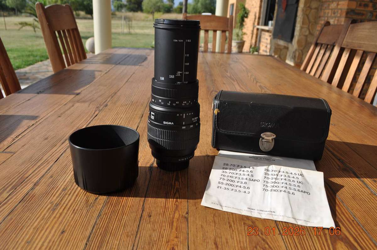 Sigma 70-300mm Zoom Camera Lens (pentax mount)