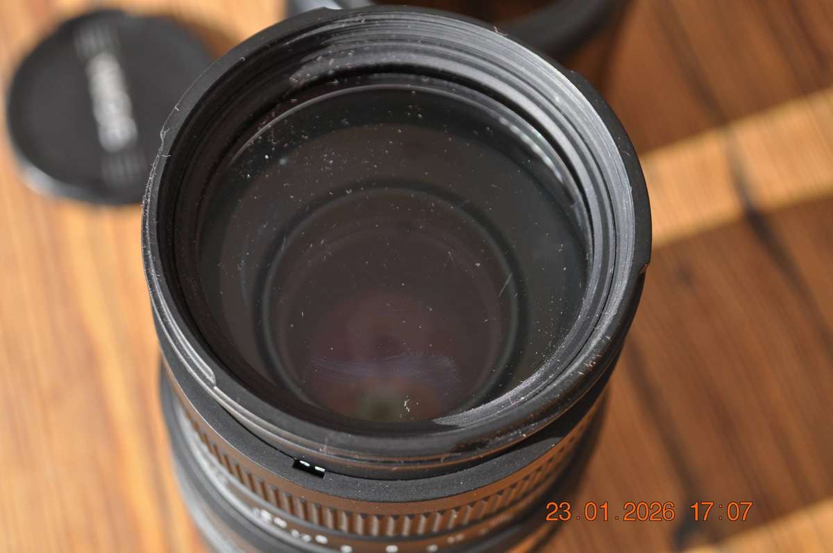 Sigma 70-300mm Zoom Camera Lens (pentax mount)
