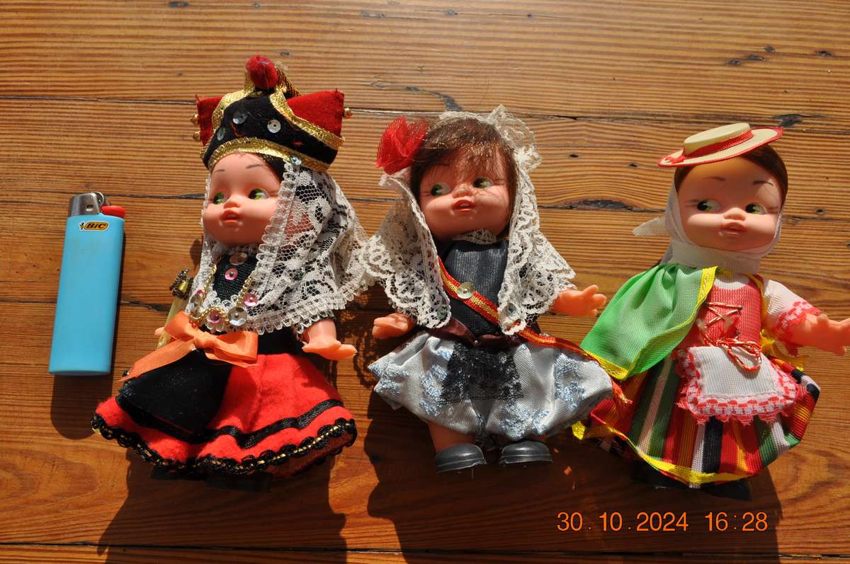 Vintage X 3 Traditional Dolls