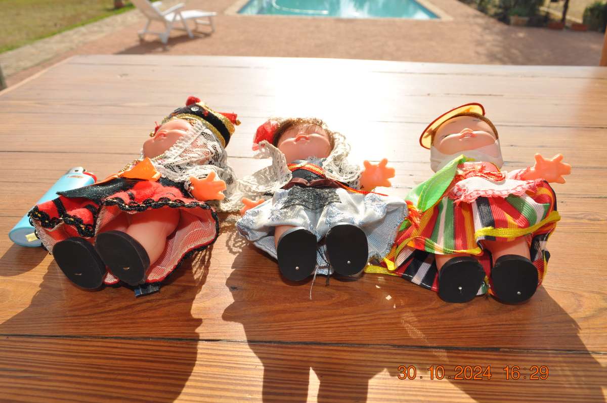 Vintage X 3 Traditional Dolls