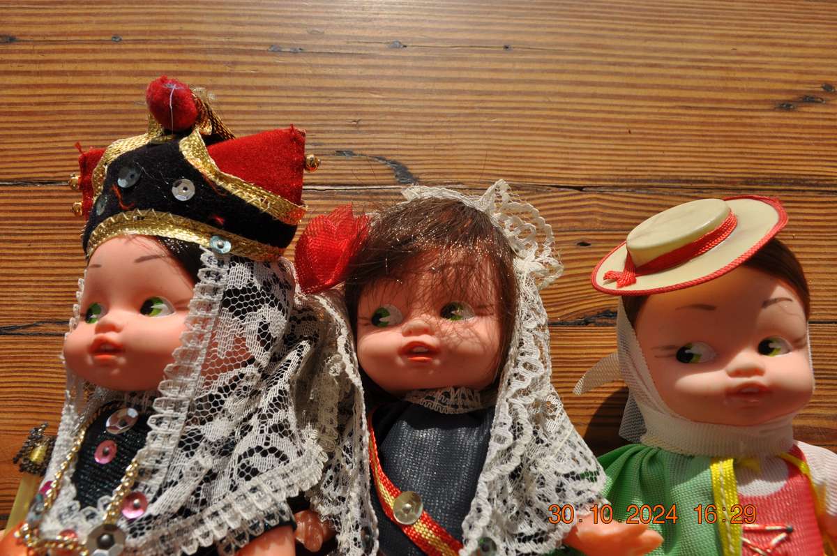 Vintage X 3 Traditional Dolls
