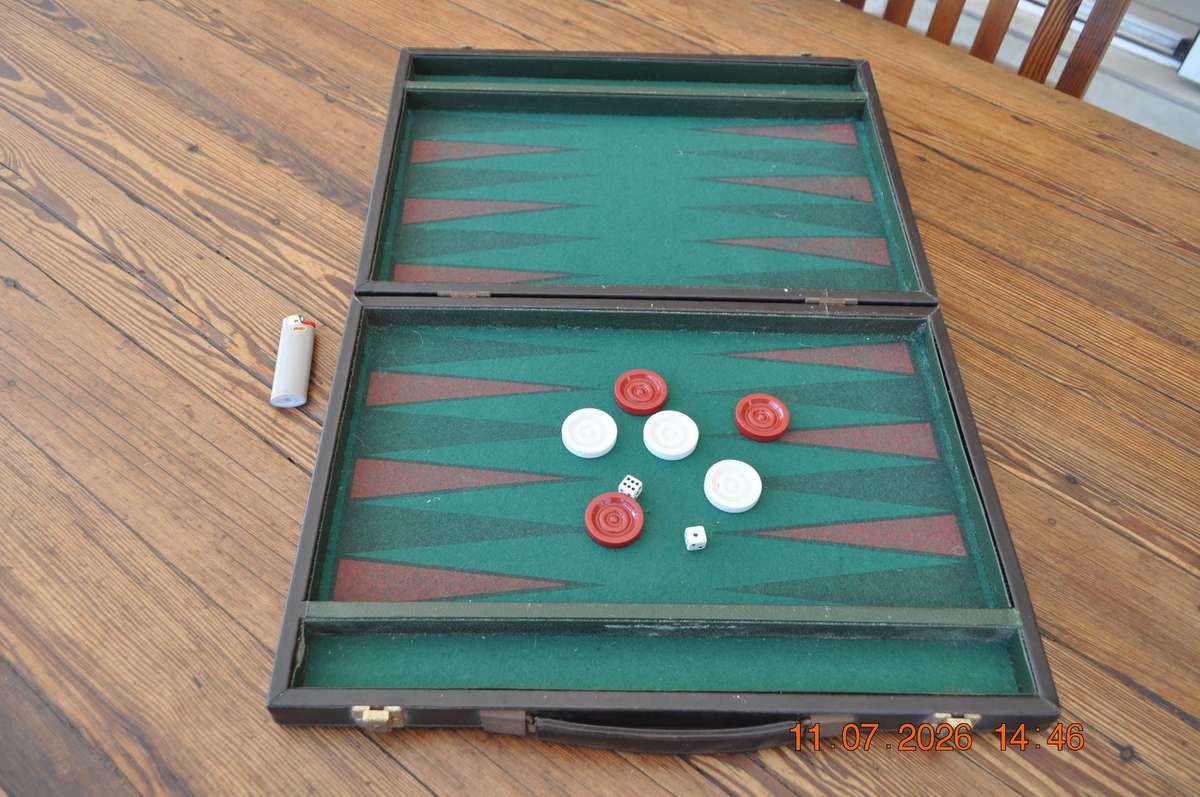 Vintage Backgammon Board Game Carry Case