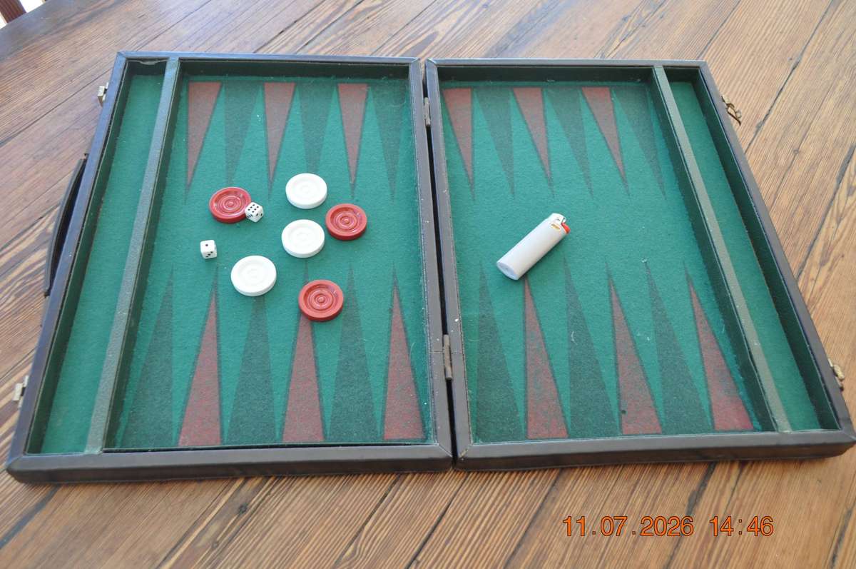 Vintage Backgammon Board Game Carry Case