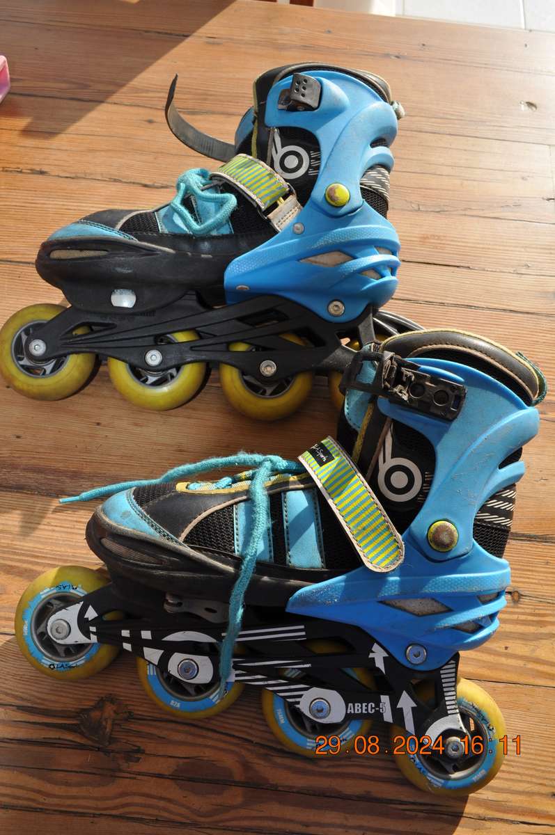 Roller Blade Skates X 2