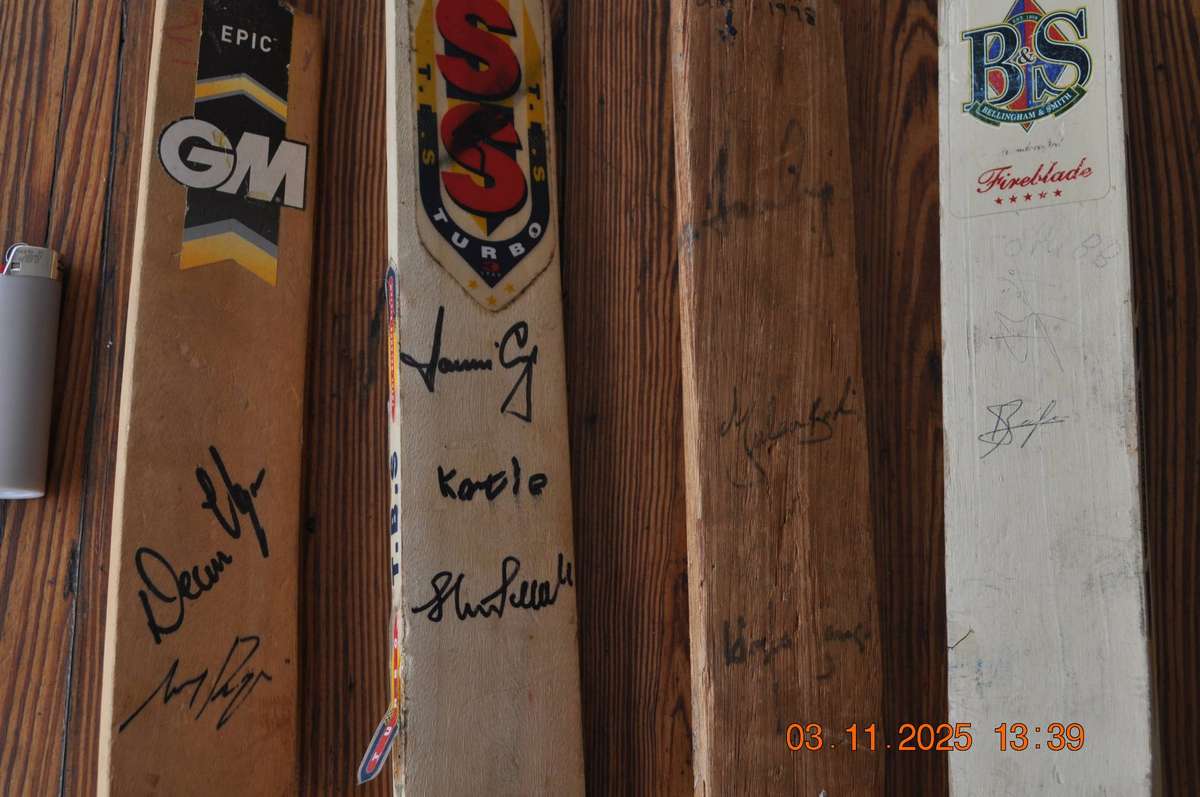 Signed Mini Cricket Bats