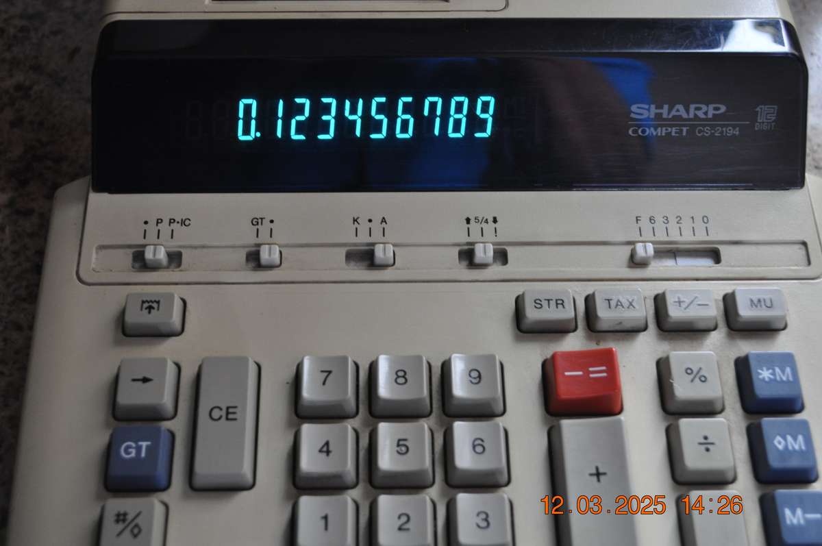 Sharp 12 Digit Desktop Adding Machine Calculator (needs ink)