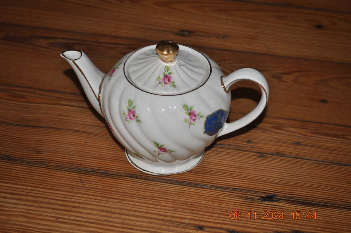 Vintage Sadler Teapot With Cup And Saucer