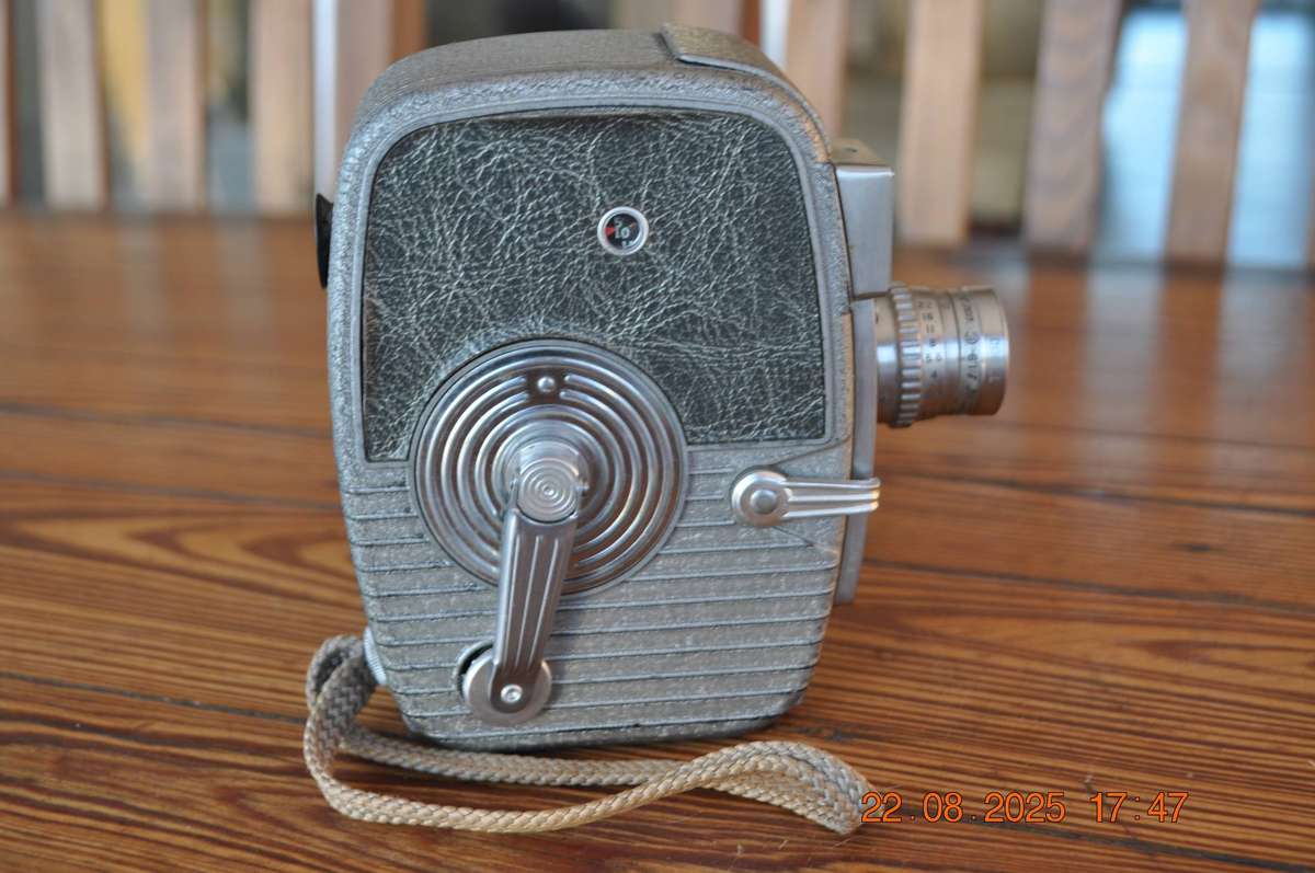 Vintage Keystone Capri K25 8mm Movie Film Camera