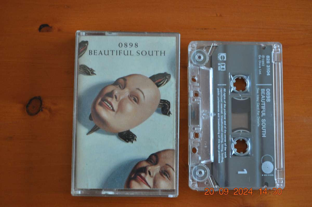 Beautiful South - 0898 (Cassette)