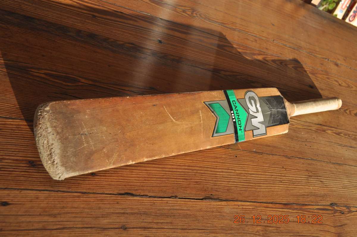 Vintage GM Canon 101 Cricket Bat Size 4