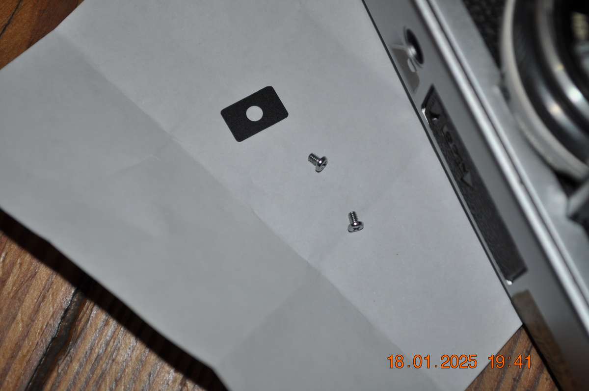 Minolta Hi-Matic F 35mm Film Camera (for parts)