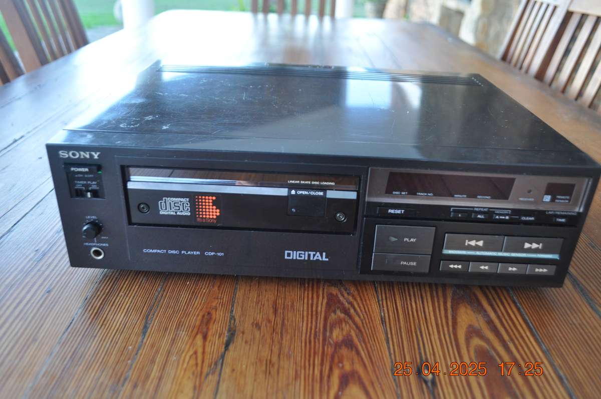 Vintage First Sony CD Player 1980s CDP-101 (as is)