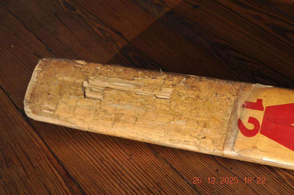 Vintage Slazenger V12 Cricket Bat Size 3