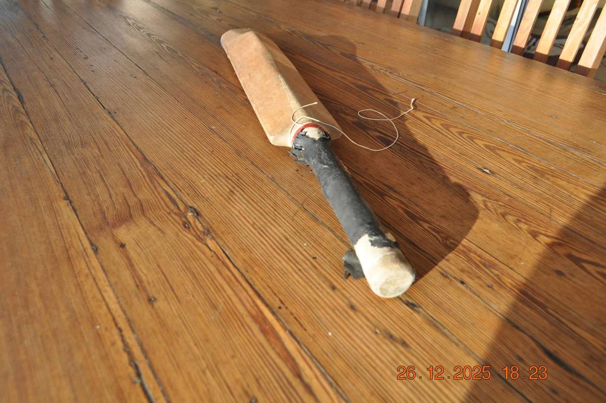 Vintage Slazenger V12 Cricket Bat Size 3