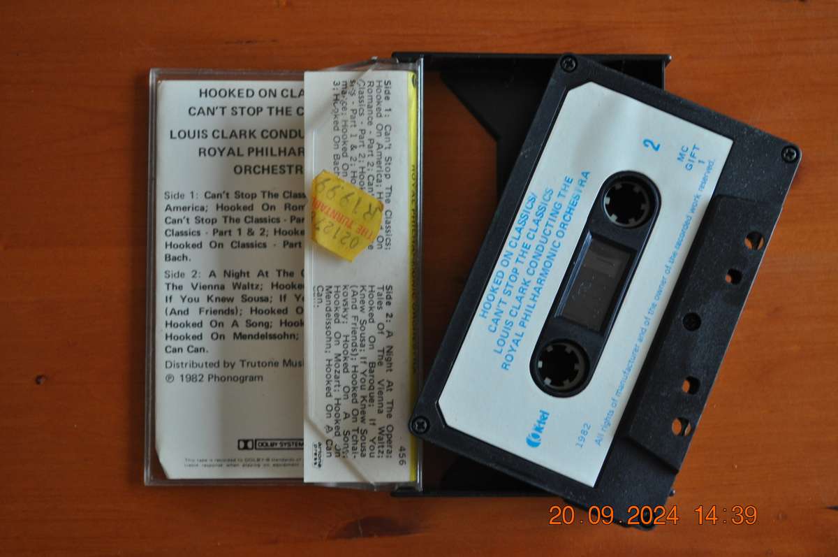 Hooked On Classics - Can't Stop The Classics (Cassette)