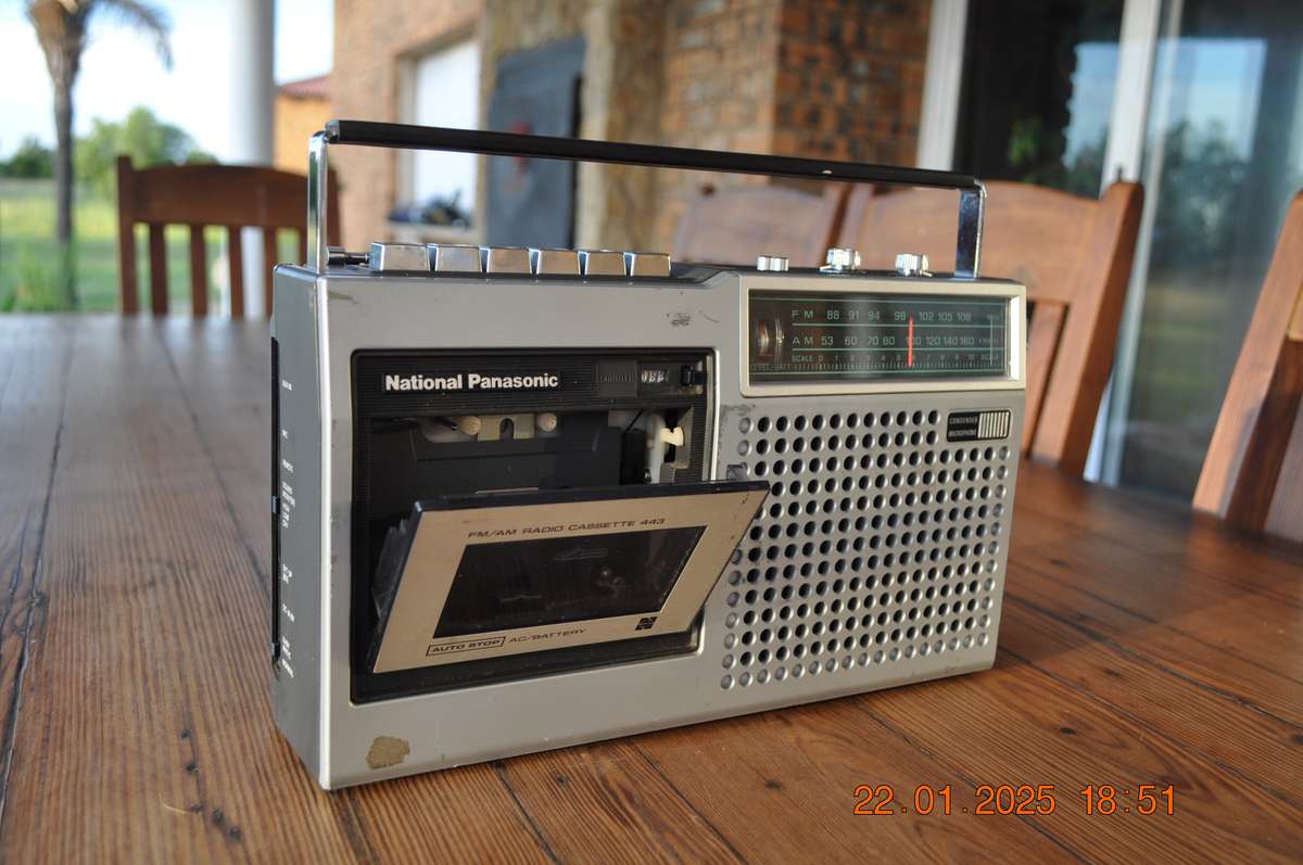 Vintage National Panasonic Radio Cassette (selling as is)