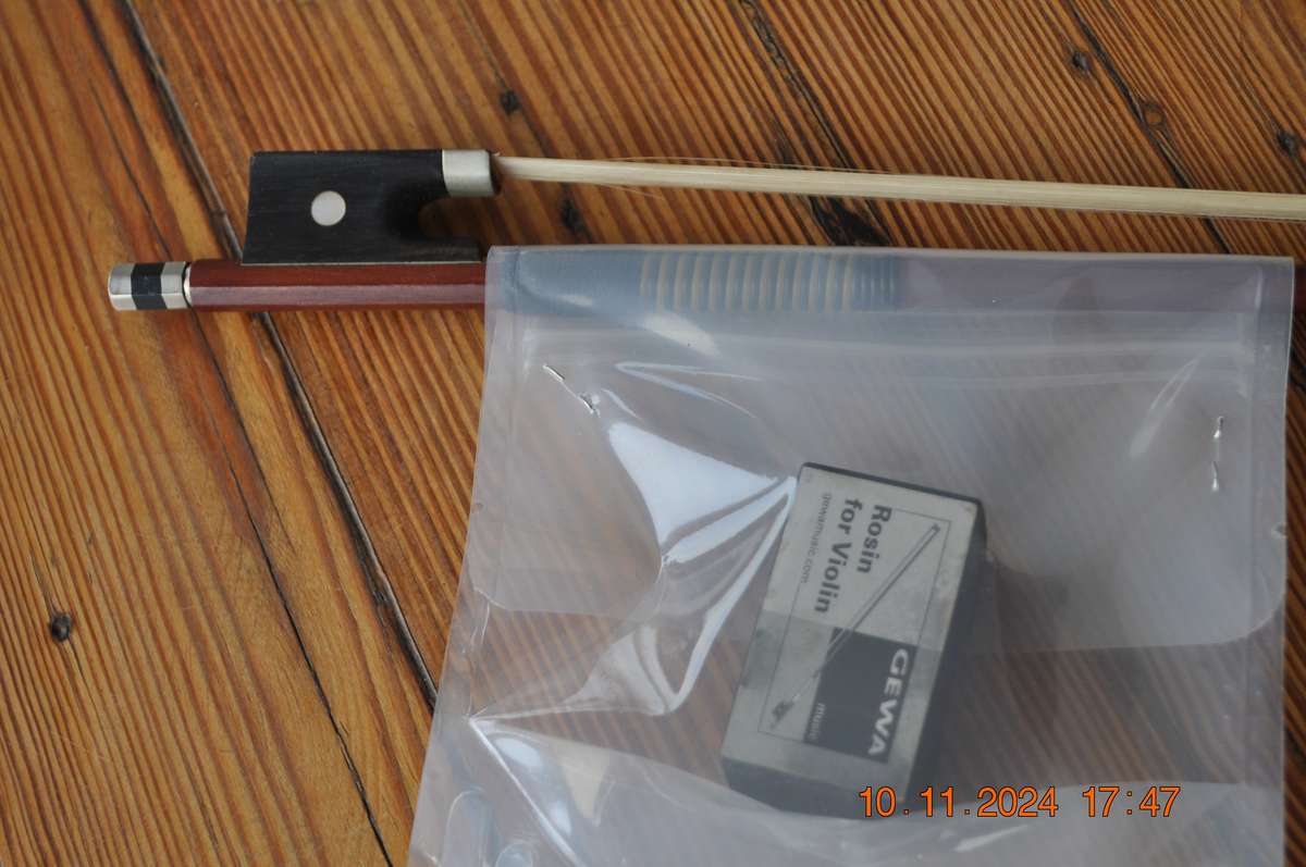 Violin Bow With Rosin