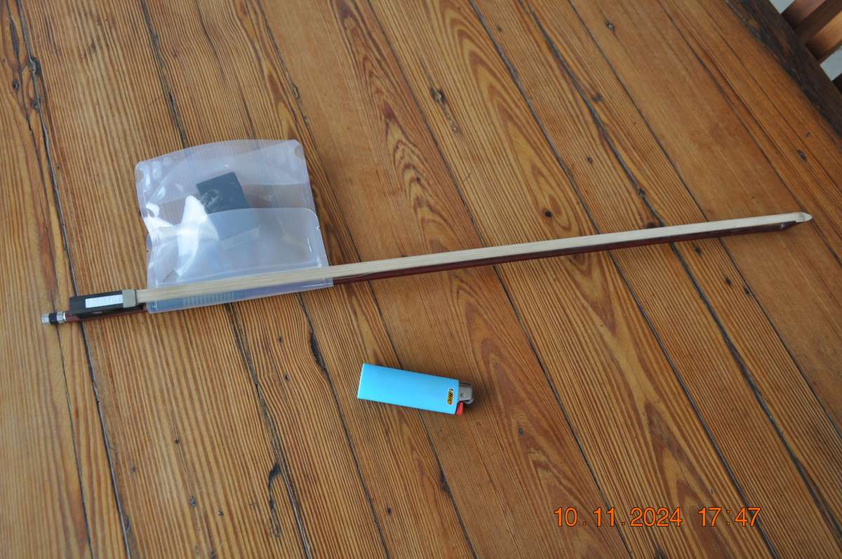 Violin Bow With Rosin